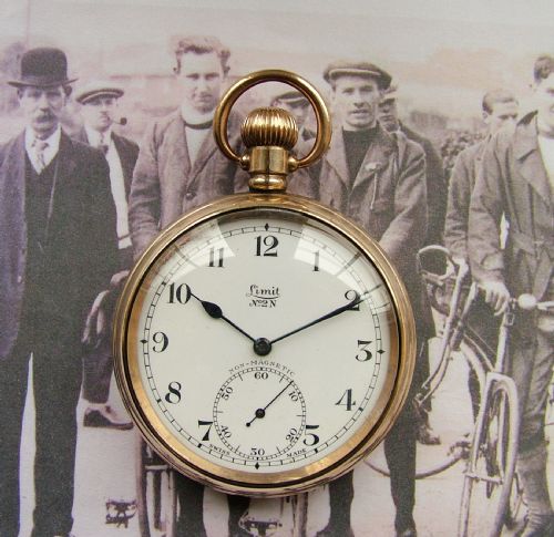 A 1920s Limit No2 "N"gold Plated Pocket Watch