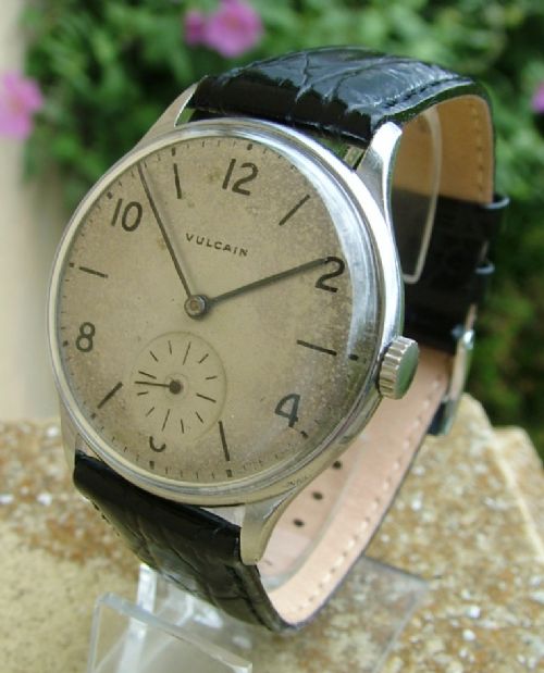 A Gents Large 1940s Vulcain Wrist Watch