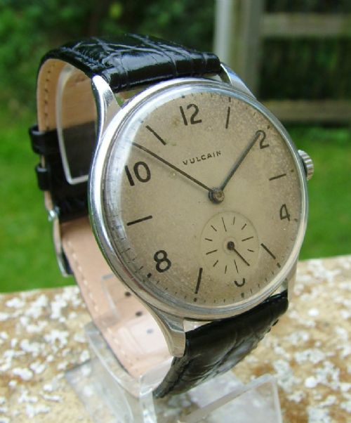 fig 1. A gents large 1940s Vulcain wrist watch