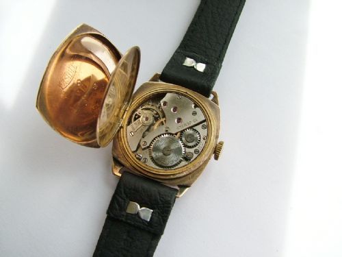 fig 2. Gents 1930s 9 carat gold Rotary Super-Sports watch
