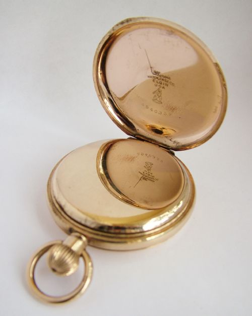 fig 2. A vintage 1920s Syren full hunter pocket watch