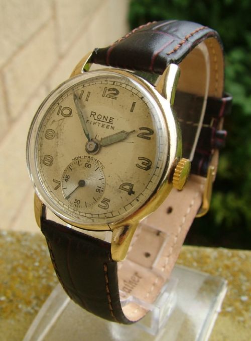 fig 1. Gents 9ct gold Rone Fifteen wrist watch, 1952