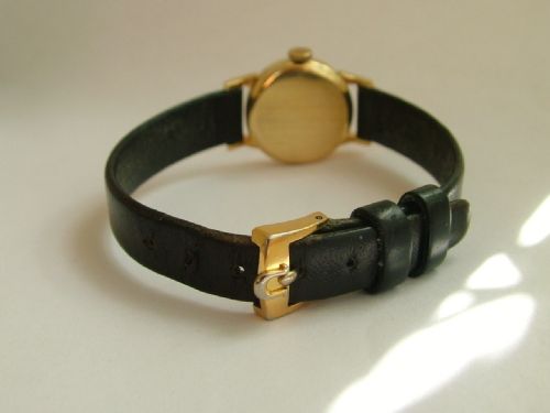 fig 2. A lady’s 18ct gold Omega wristwatch
