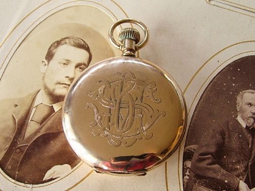 fig 1. A 1921 Elgin full hunter pocket watch