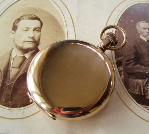 fig 2. A 1921 Elgin full hunter pocket watch