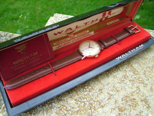 fig 2. A gents 1950s boxed Waltham wrist watch