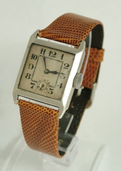 A Gents Art Deco Silver Wrist Watch