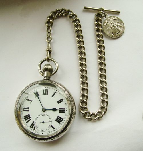 fig 1. A 1920s Selex pocket watch and chain