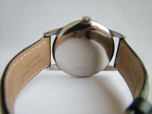 fig 2. A mens 1950s Zenith wrist watch