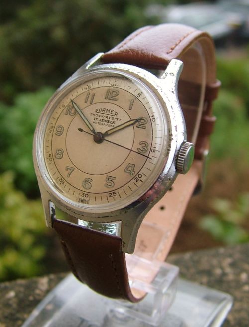 A Gents 1940s Roamer Wrist Watch