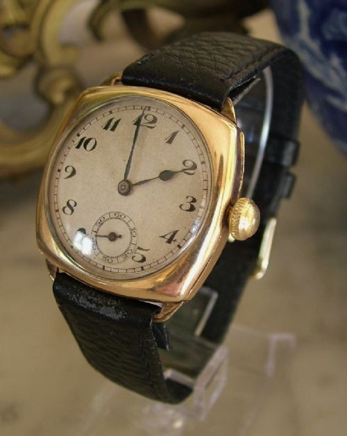 Gents 1920s Tavannes Cushion Cased Wrist Watch