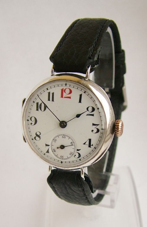 A Gents Ww1 1915 Silver Trench Watch