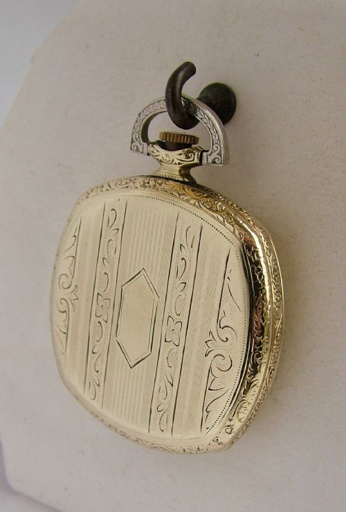 fig 1. A vintage 1920s Illinois Art Deco pocket watch