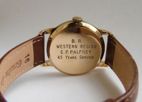 fig 2. Gents 9ct gold Smiths De Luxe watch, 1957