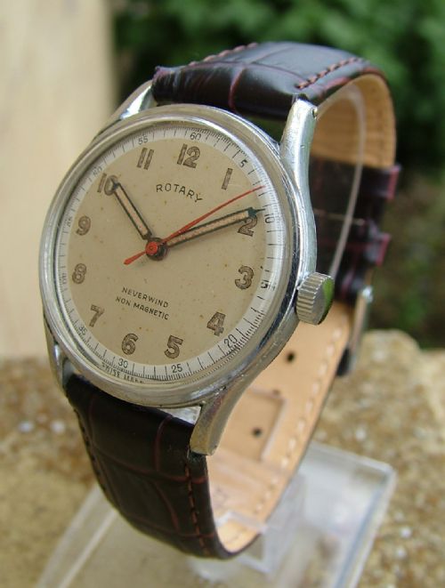 fig 1. Gents 1940s Rotary bumper automatic wrist watch