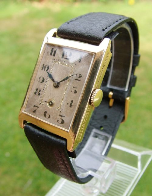 Gents 1920s 9ct Gold Art Deco Wrist Watch