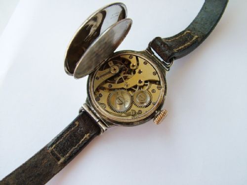 fig 2. Gents WW1 Robert Frères Villeret silver trench watch
