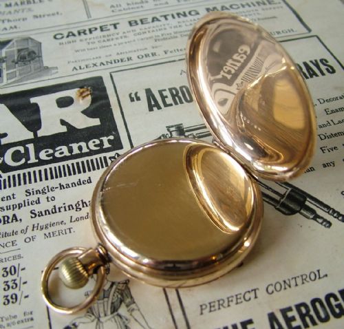 fig 1. Antique Waltham hunter pocket watch, 1918