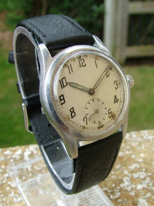 fig 1. A 1940s Record military ATP wristwatch