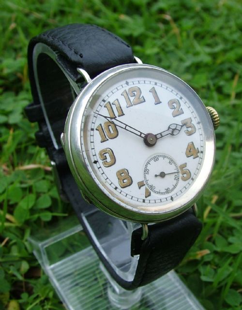 fig 1. An antique WW1 gents silver trench watch, 1914