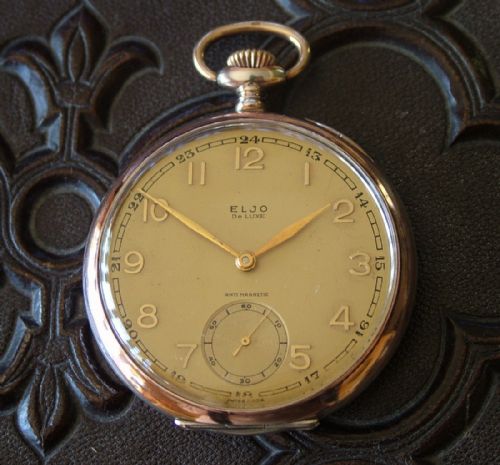 A 1940s Eljo De Luxe Pocket Watch