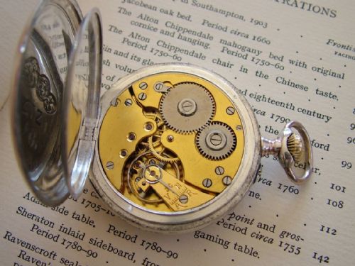 fig 2. A 1930s Chronomètre Sidus pocket watch
