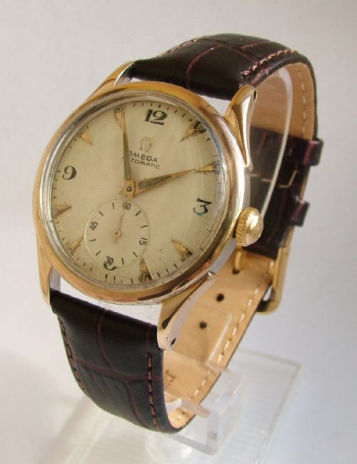 fig 1. A gents 1940s Omega bumper automatic wrist watch