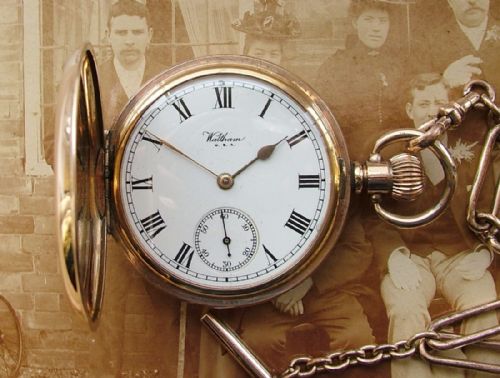 1919 Waltham Traveler Full Hunter Pocket Watch & Chain
