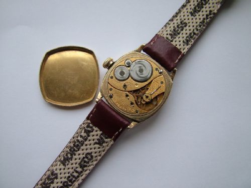fig 2. A gents antique Elgin wrist watch