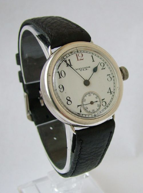 fig 1. A gents 1920s silver Waltham wrist watch