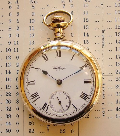 An Antique 1918 Waltham Traveler Pocket Watch