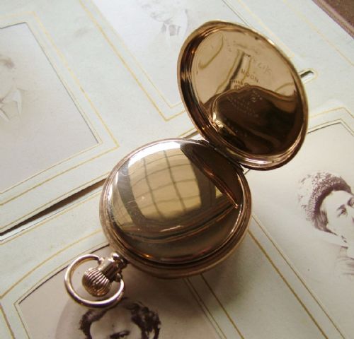 fig 1. A 1920s Tacy Admiral pocket watch