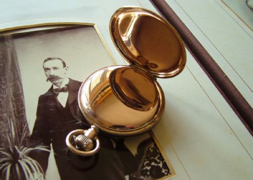 fig 2. A 1929 Elgin full hunter pocket watch