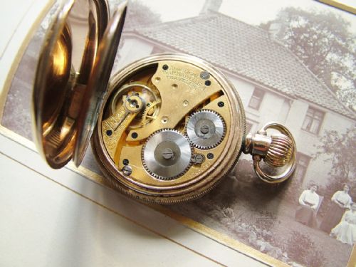 fig 1. An antique Waltham full hunter pocket watch, 1907