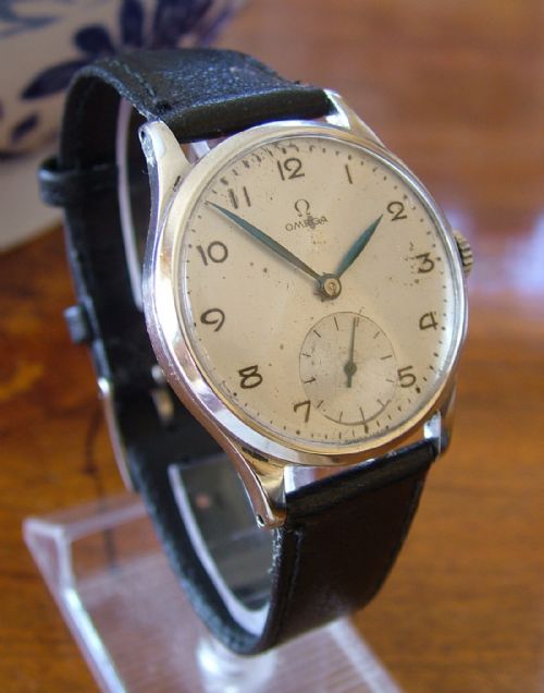 A Gents Early 1940s Omega 30t2 Wrist Watch