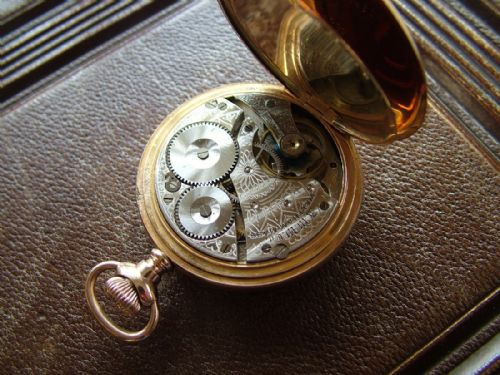 fig 1. An antique 1901 Waltham full hunter pocket watch