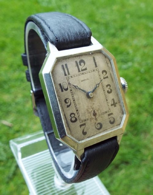 A Gents Late 1930s Art Deco Driva Wrist Watch