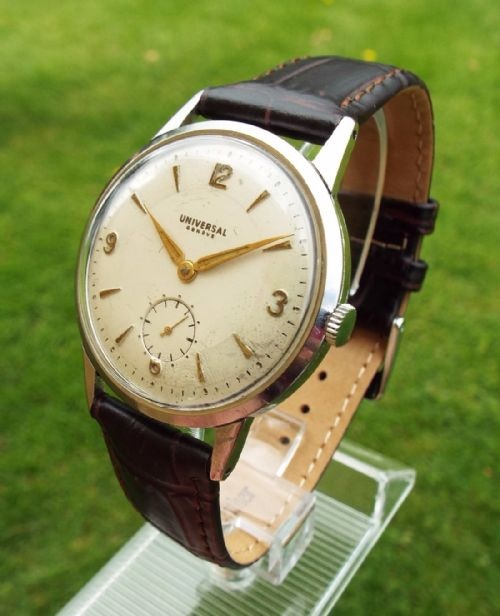 A Gents 1950s Universal Genève Wrist Watch