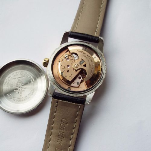 fig 2. Gents 1950s Omega Seamaster automatic watch