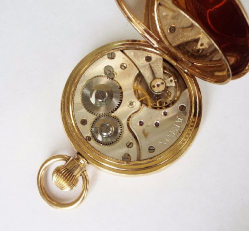 fig 3. Artox hunter pocket watch, made for Hultons Coal