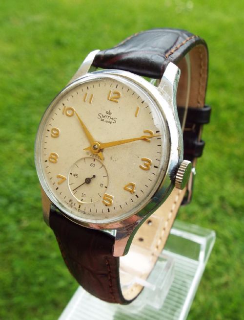 Gents Late 1950s Smiths De Luxe Wrist Watch