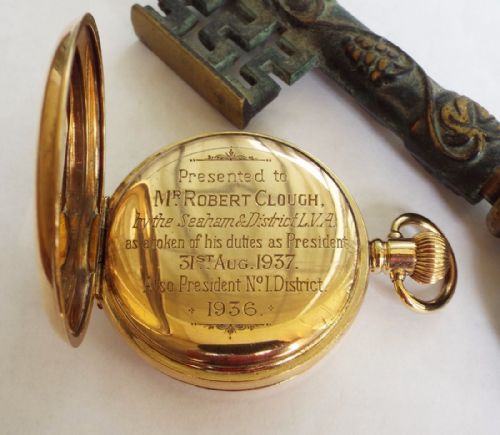 fig 1. A 1930s Federal full hunter pocket watch