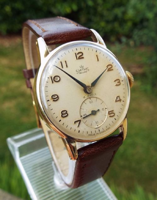 fig 1. 1958 gents Smiths De Luxe 9ct gold watch