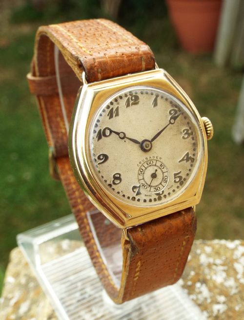 1932 Crusader Mid-size Gold Watch, Adie-marlys