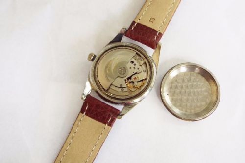 fig 3. Gents 1950s Le Cheminant automatic wrist watch
