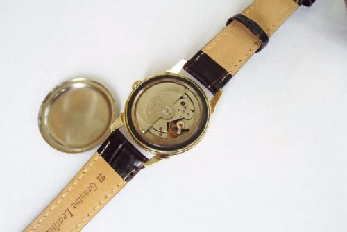 fig 2. Gents 1950s Waltham 53 jewel automatic wristwatch