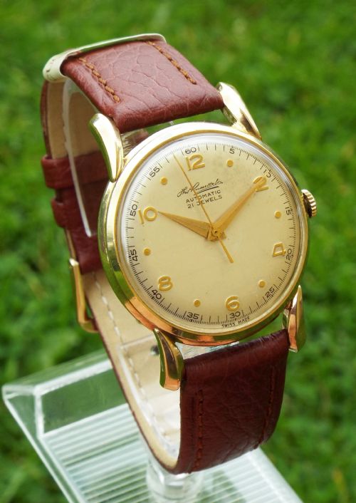 fig 1. Gents 9 carat gold Thomas Russell wrist watch, 1953