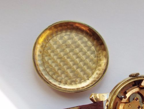 fig 2. Gents 9 carat gold Thomas Russell wrist watch, 1953