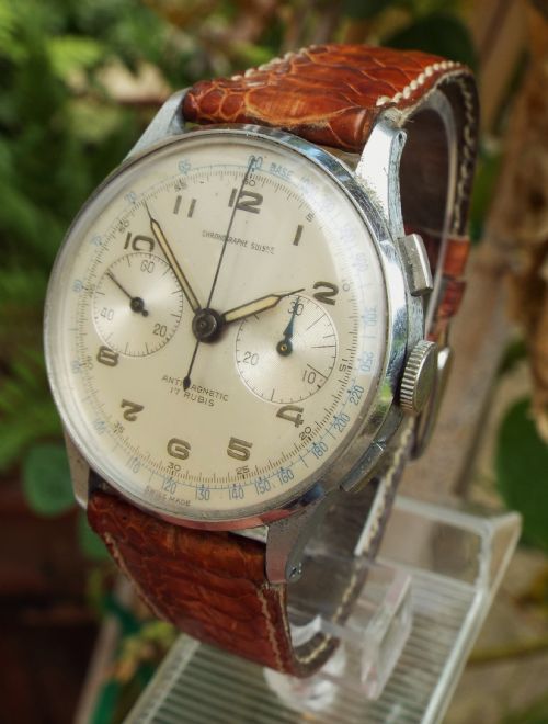 A Gents 1950s Chronographe Suisse Chronograph