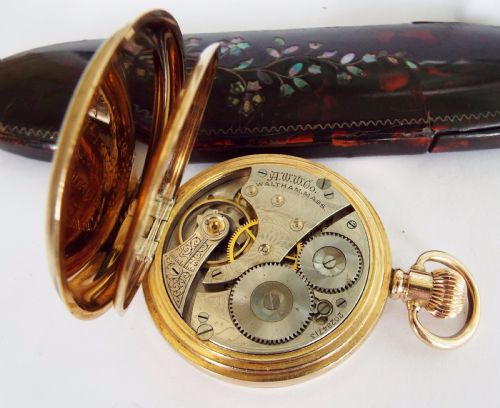 fig 2. 1915 Waltham hunter pocket watch, Kirkcaldy